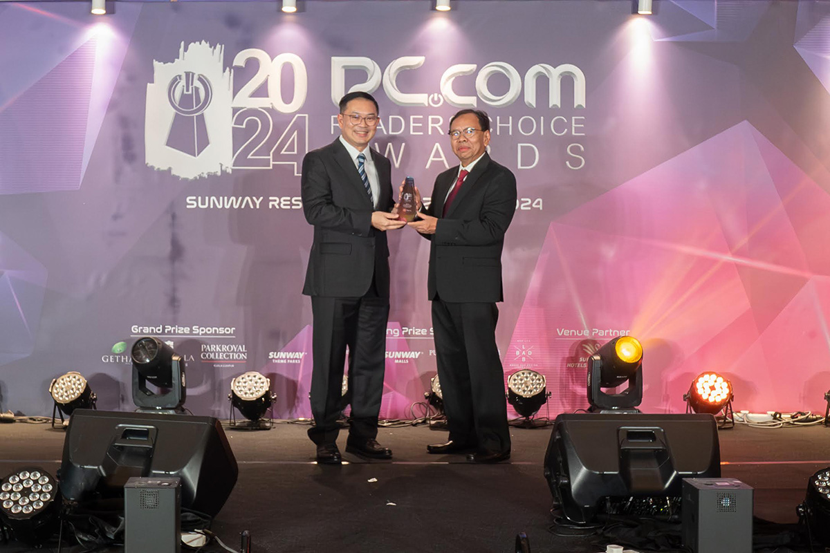 PCCOM Award